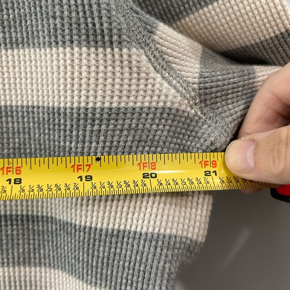 Y2K Express Gray Striped Long Sleeve Waffle Knit Thermal Shirt Mens Size M 90's - Picture 6 of 8